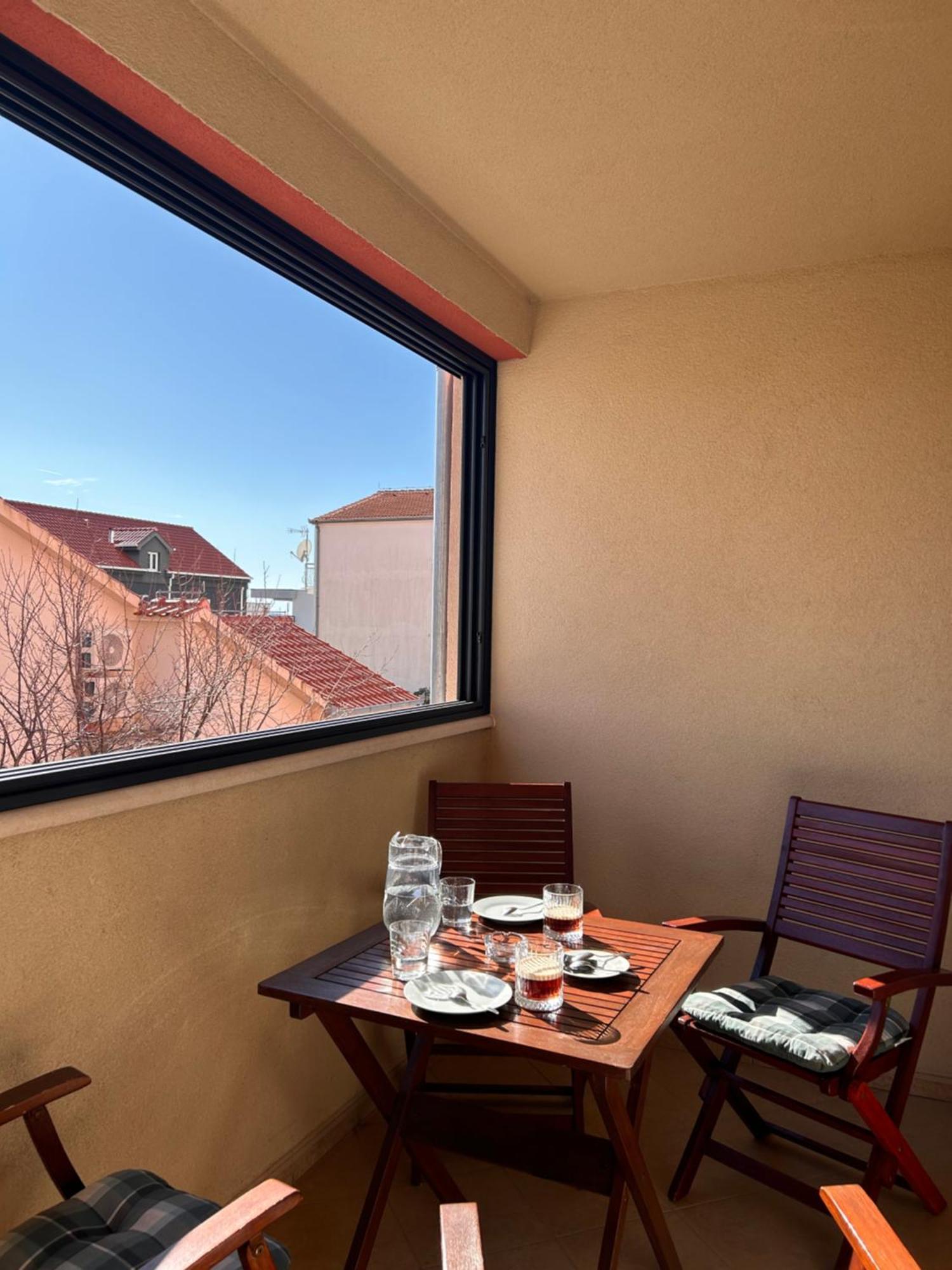 Agata Apartman *